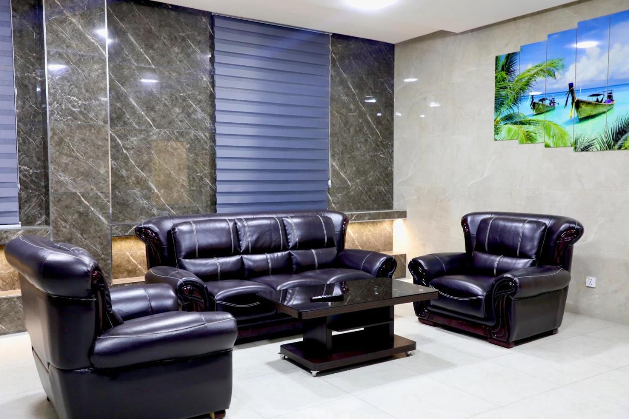Garnet Hotel ทาชเคนต์ ภายนอก รูปภาพ