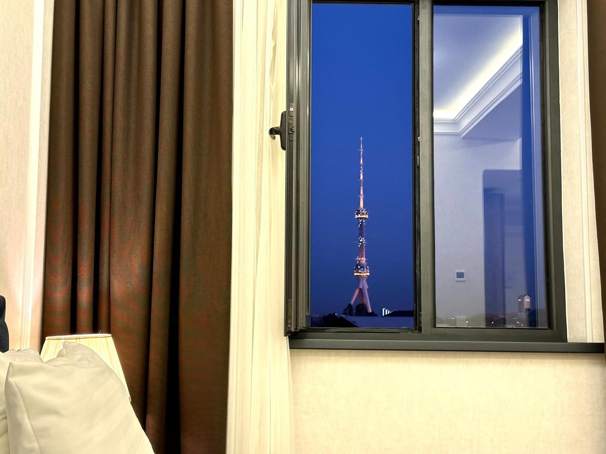 Garnet Hotel ทาชเคนต์ ภายนอก รูปภาพ