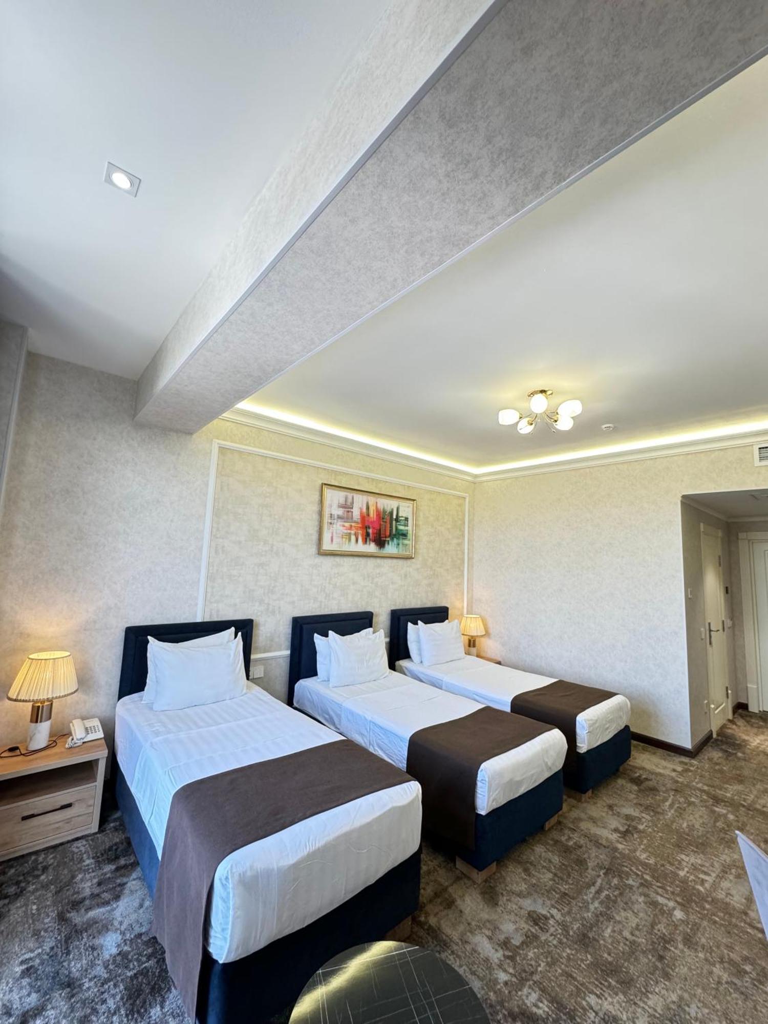 Garnet Hotel ทาชเคนต์ ภายนอก รูปภาพ